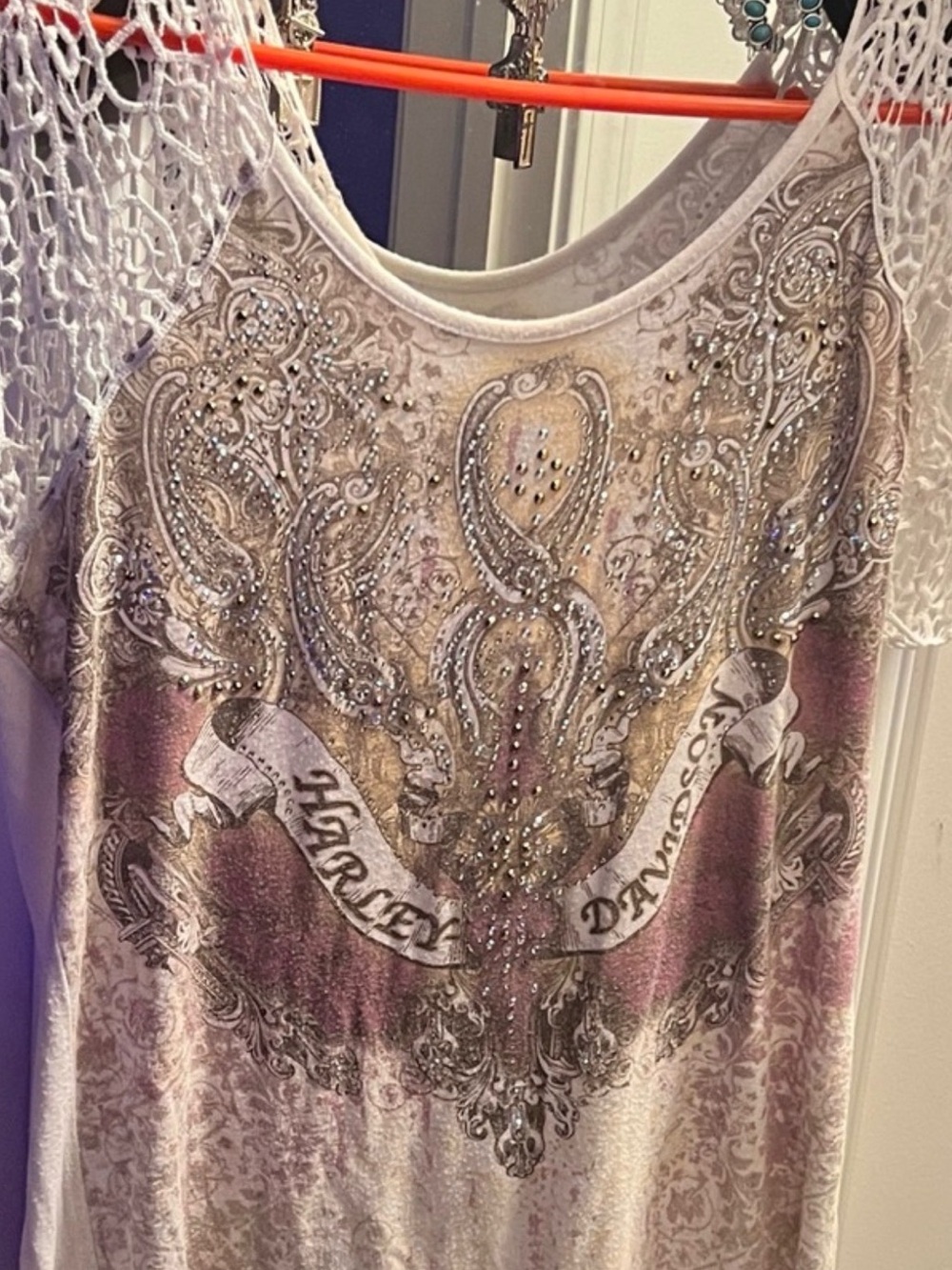 Harley-Davidson Cream White Color and Gold Lace Sleeve Women's Tee